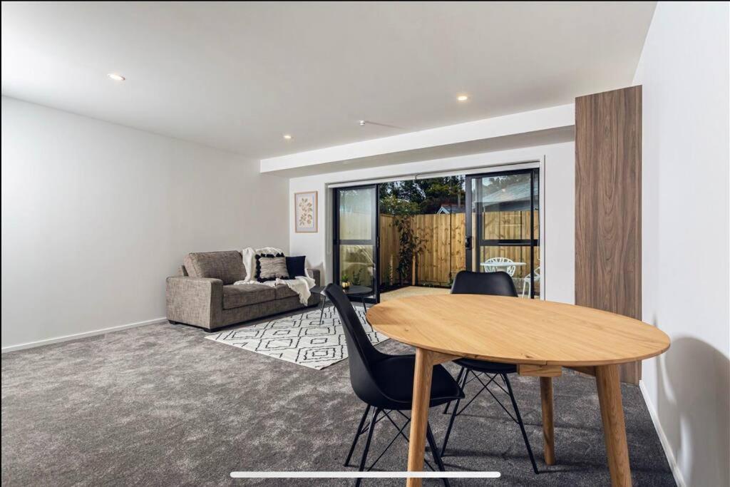 City Centre Apartment Close To Hagley Park Christchurch Dış mekan fotoğraf